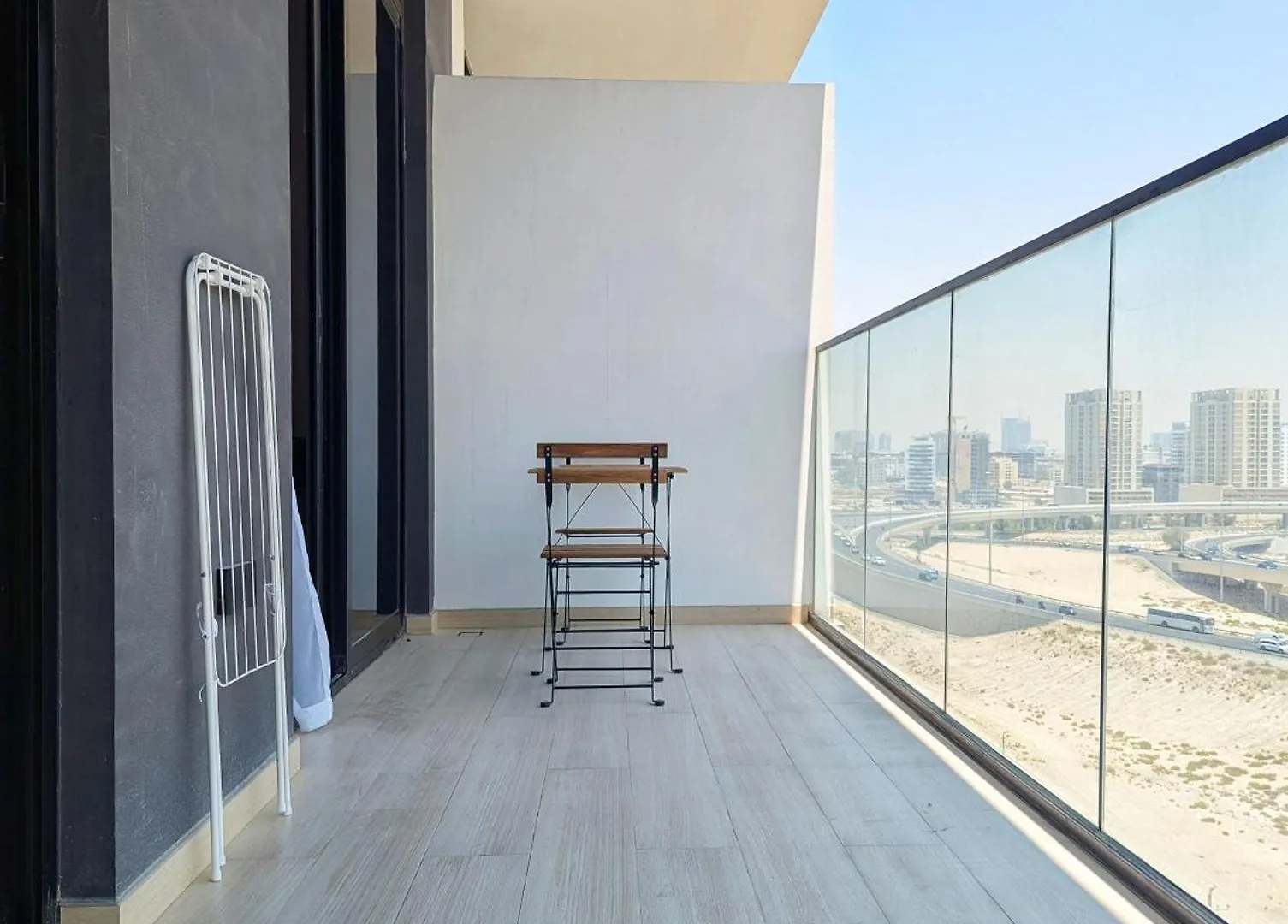Apartment Luna Haven Retreat, Fully Furnished Luxury 1Bh In Jvc, Close By Circle Mall Dubai